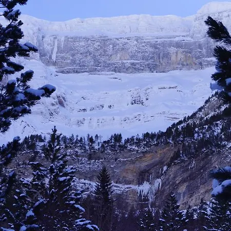 Eugenie Luz-Saint-Sauveur